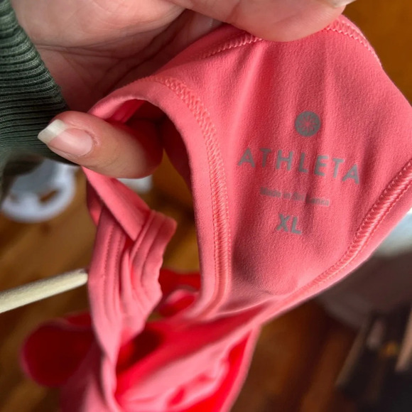 ATHLETA INVERSION RACERBACK TANK - Picture 3 of 5